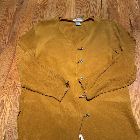 Lady Madeira vintage 100% silk mustard plisse blouse size small - Picture 4 of 4